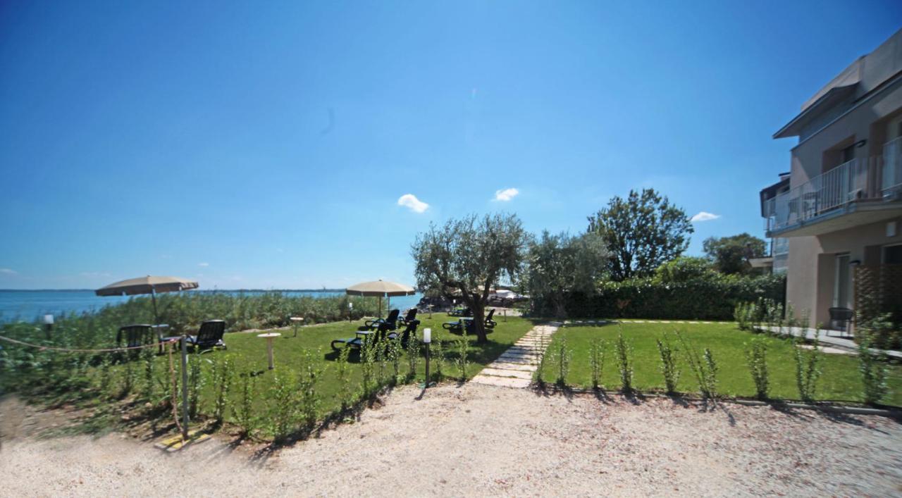 Smeraldo Dip Villa Canneto Sirmione Exterior photo